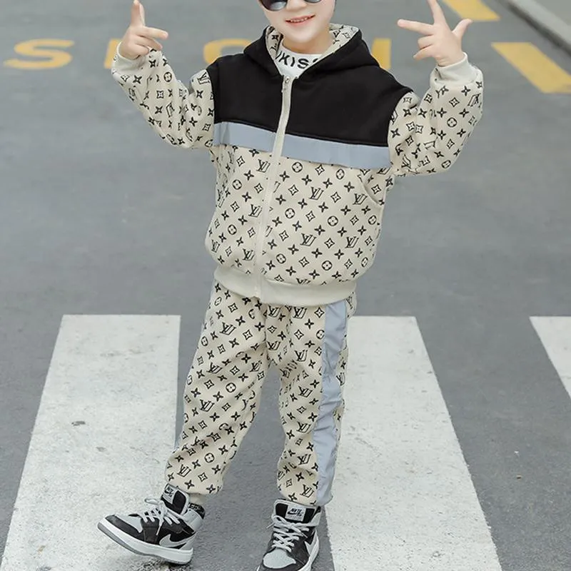 2-piece Letter Pattern Fleece-lined Suit for Boy