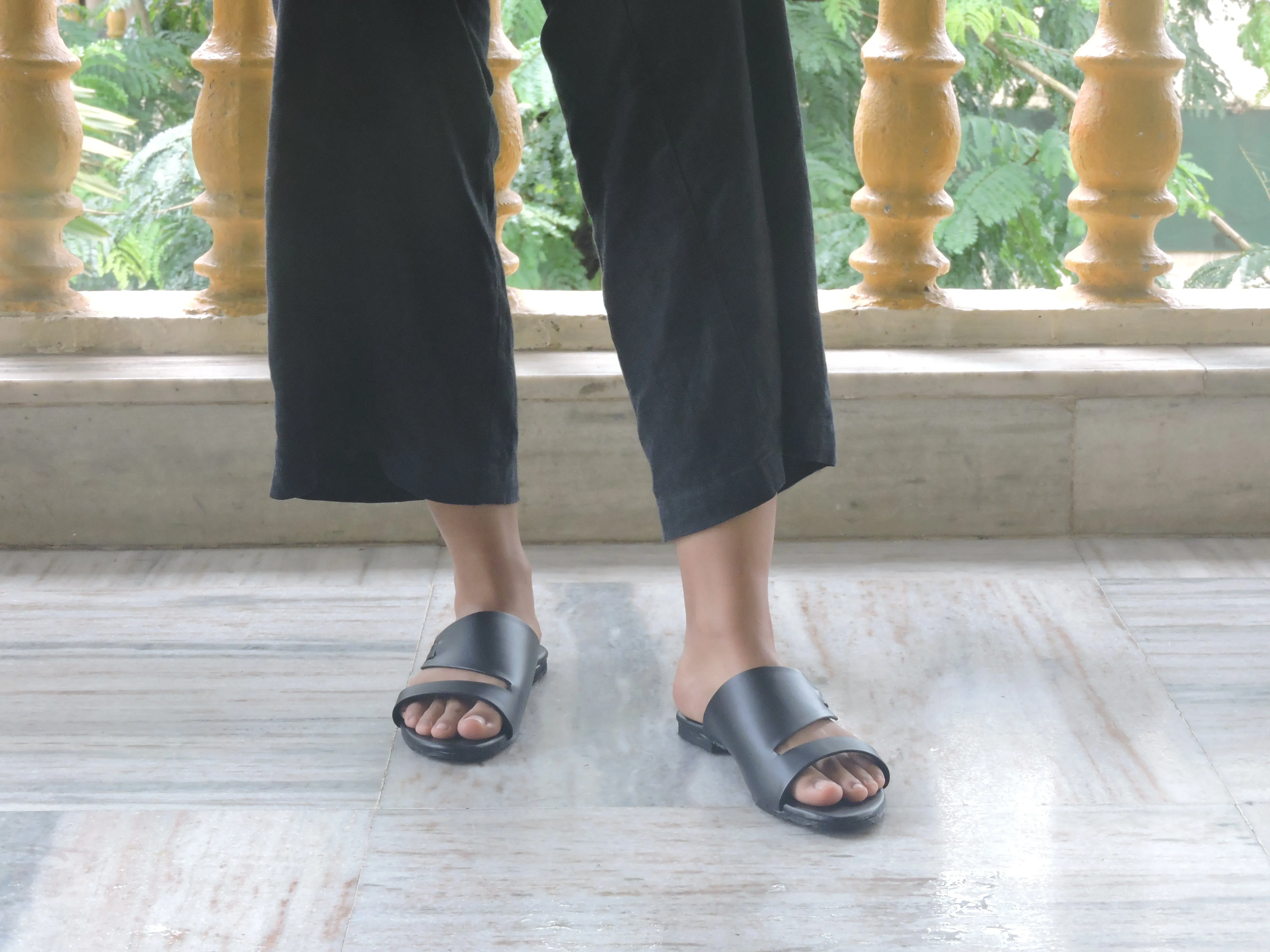 Bhramara Sandals