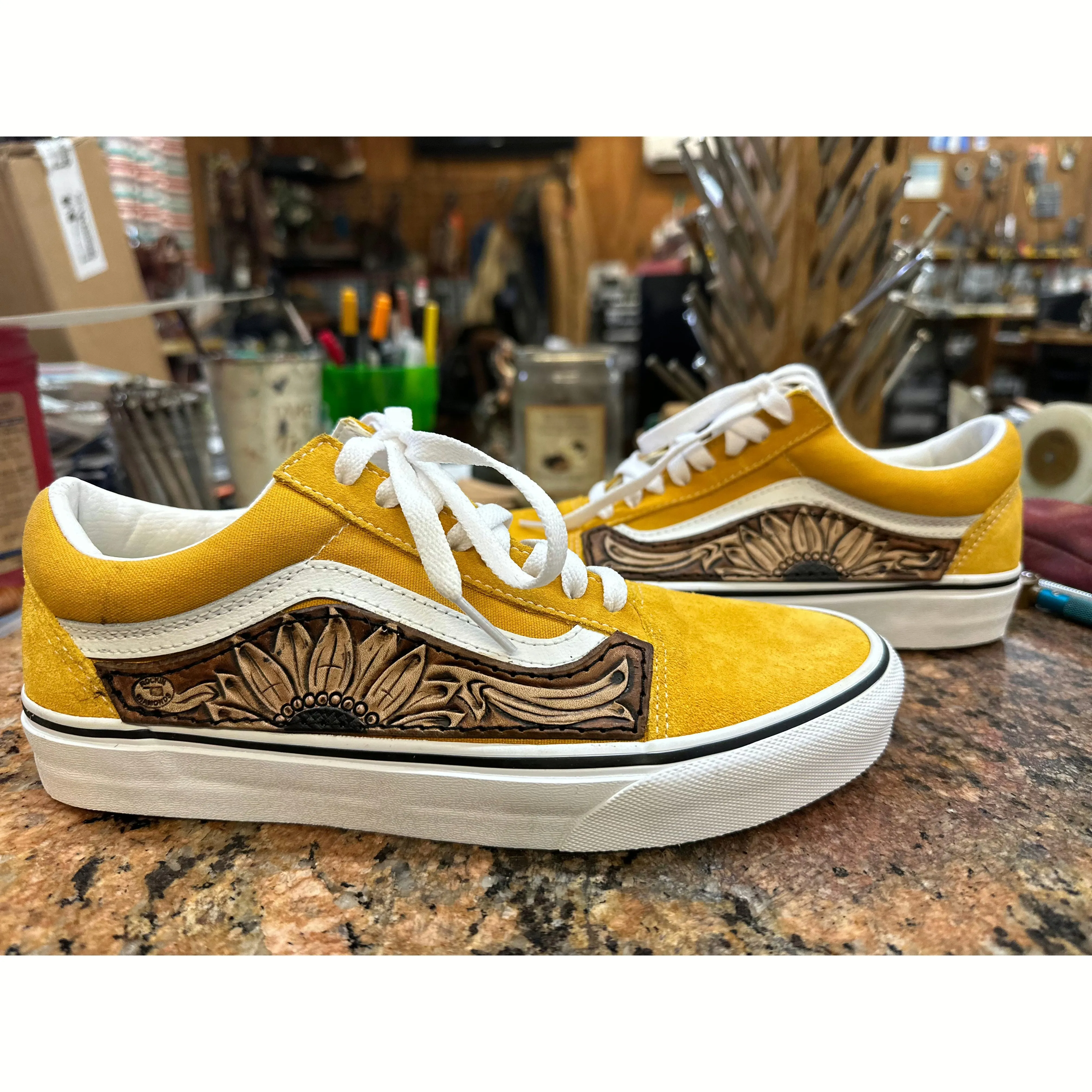 Custom Women’s Shoes Old Skool low tops