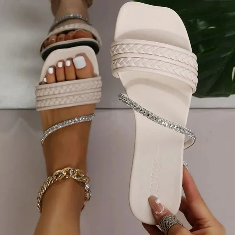 Fashion Rhinestone Weave Design Women Slides Flat Bottom Non-slip Outdoor Beach Woman Sandals 2023 New Sexy Slippers Woman Shoes