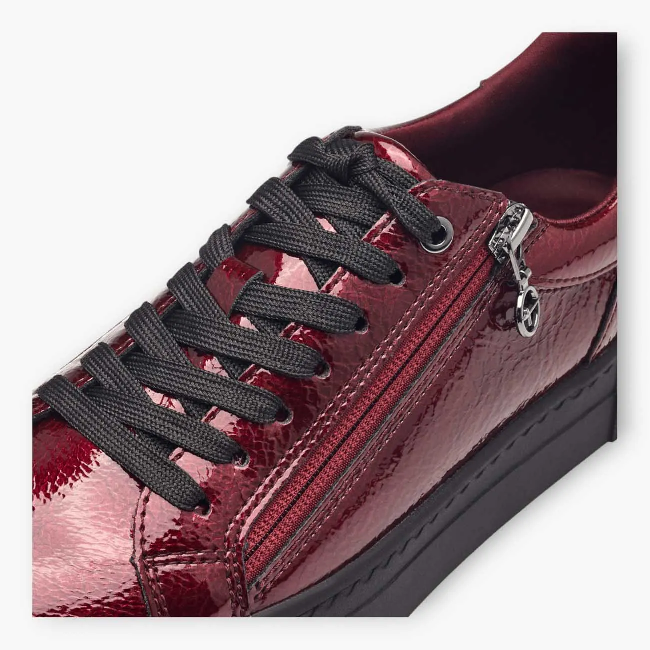 Tamaris Bordeaux Trainer-Style Shoes with Black Side Sole and Zip