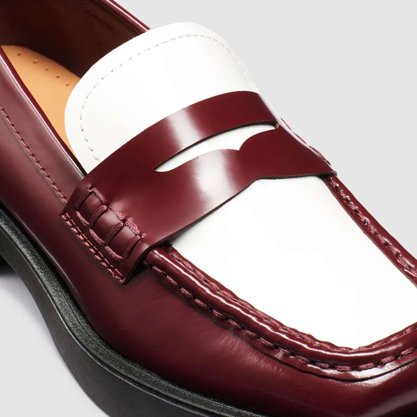 WOMENS BOWERY SQUARE TOE PENNY LOAFER